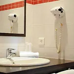 Hotel Ibis Styles Segre
