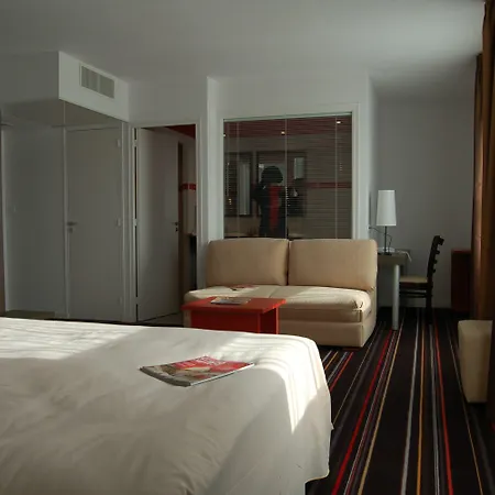 Hotel Ibis Styles Segre