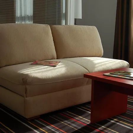 Hotel Ibis Styles Segre