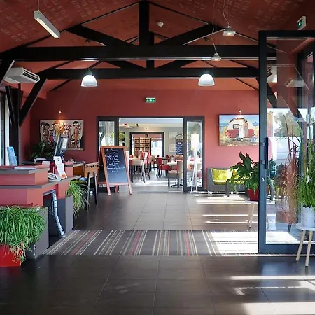 Ibis Styles Segre