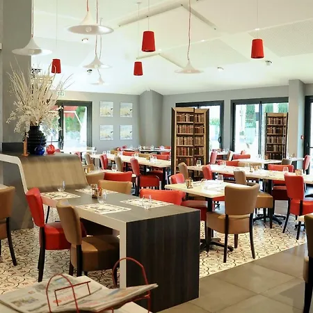Ibis Styles Segre