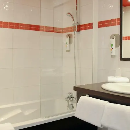 Hotel Ibis Styles Segre